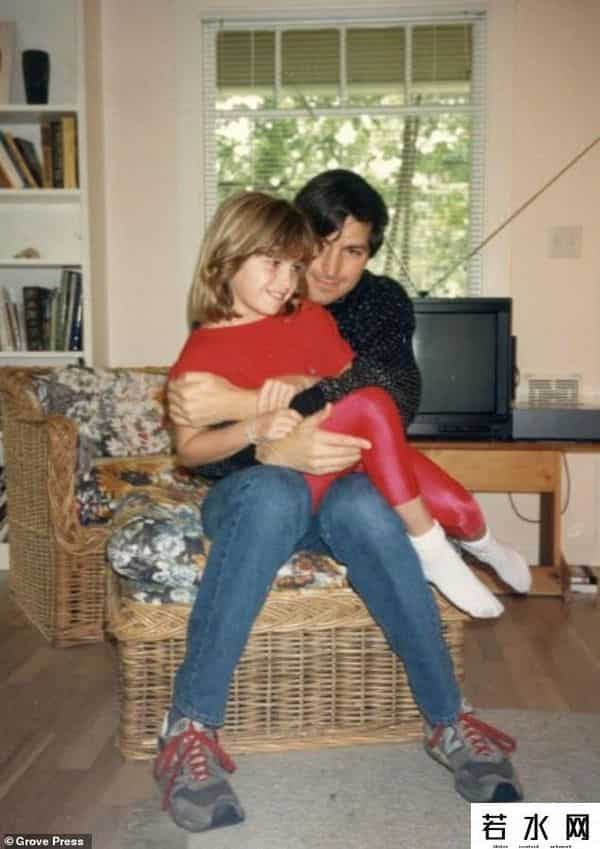 乔布斯遗产,乔布斯最宠爱美貌小女儿大婚在即!坐拥千亿遗产读名校当模特玩票