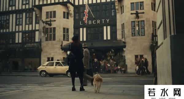 影视捆绑,捆绑《穿普拉达的女王》，这部时尚电影配吗？