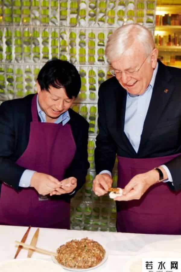 熊晓鸽简历,央视关注!从电工到董事长,他是腾讯、小米背后的男人,还与美国前总统成好友