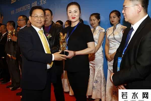 谢其润,泰国首富孙女谢其润加入中国籍,23岁操盘上市公司,一年赚268亿