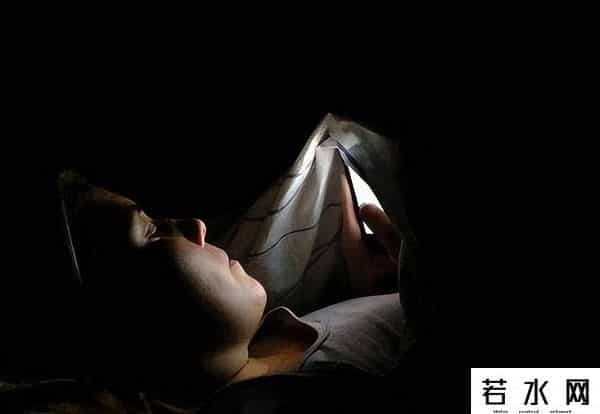 国外黄色网站,为何“黄色网站”能让你免费看？看清真相后，你还敢继续浏览吗？