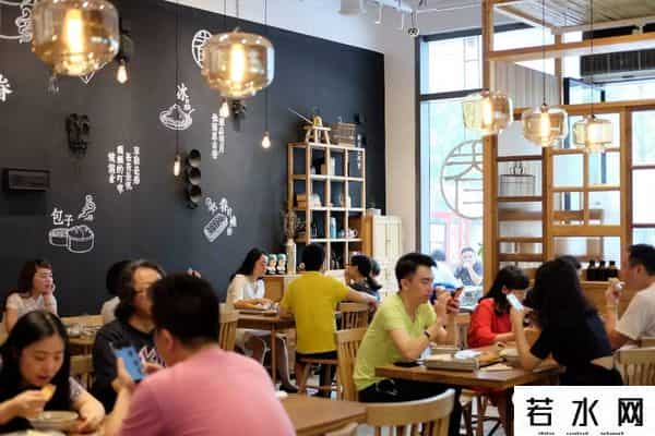 桃园眷村,这么火的桃园眷村，我们去吃了，但味道