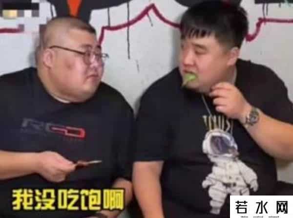 于海龙泡泡龙,吃播泡泡龙意外去世,29岁体重320斤,生前脸上黑斑是早有预兆?