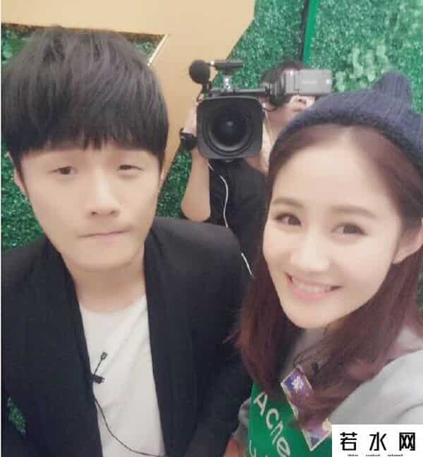 呼啦最强音,沈梦辰叉开腿豪迈吃龙虾 八一八湖南台女主播们的现状杨乐乐休工李湘名利双收