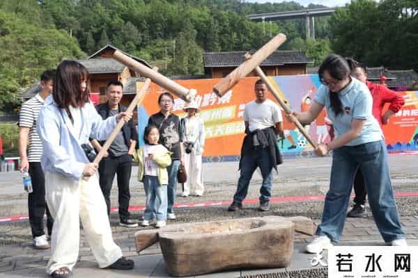 天天运动会,2025年贵州红·山水越野挑战赛|宾朋欢聚千年侗寨肇兴 畅享天天运动会乐趣