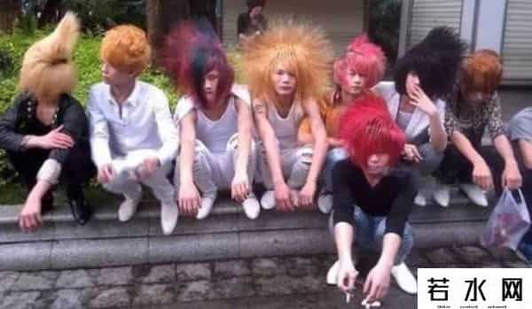 杀马特服饰,“杀马特”消亡史:再叛逆的青春终将与生活和解!