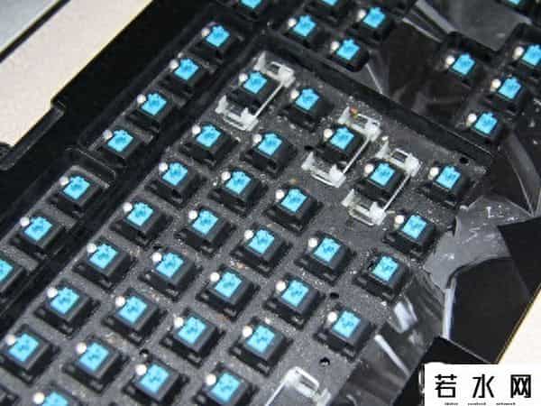 键盘图片,键盘用久了比马桶还脏！3分钟学会如何选键盘 快上车