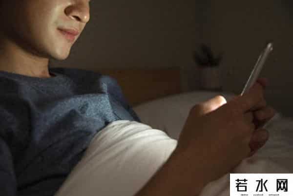 欧美成人网站,为什么黄色网站能让你免费看?看清真相后,你还敢继续浏览吗?