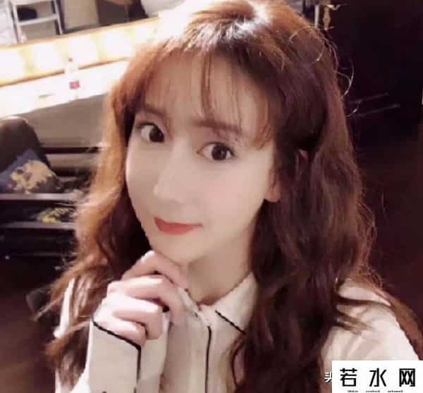 杨奇函,清华学霸杨奇函网恋被骗100W,全网点赞,真是活该?