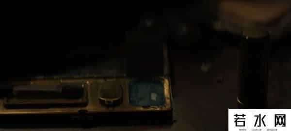 成人片场,这R级新片看得我头皮发麻