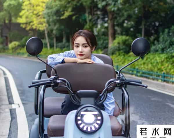 h200,爱玛星耀H200评测,续航百公里,时尚靓丽,适合老人和接送小孩