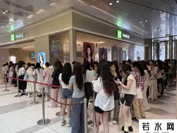 如鸢,健康茶饮持续圈粉,奈雪×《如鸢》刷屏,多店业绩暴涨700%