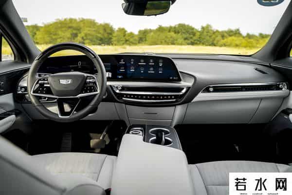 车载电视机,中控屏幕又大又好用,这四款车像极是“买电视”送的