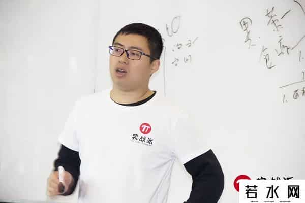 喜姐炸串加盟,9平小店日销7万...喜姐炸串创始人背后的故事!独家专访