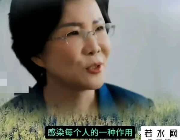 魏雯雯,三位朋友谈董宇辉贡献，魏雯雯对其中肯评价，网友评论引热议