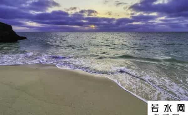 啪啪网站,「意·热点」裸男裸女汽艇上啪啪啪被拍！但这真不是第一次了…