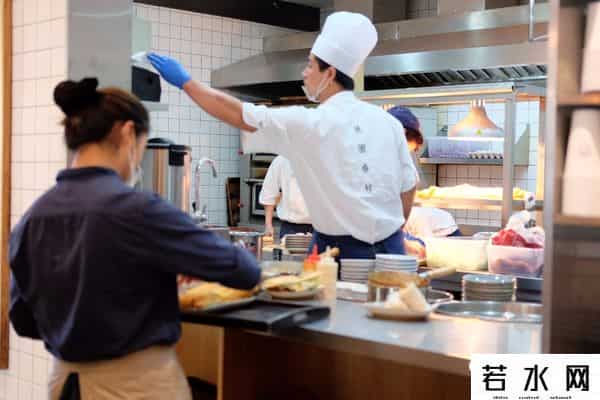 桃园眷村,这么火的桃园眷村，我们去吃了，但味道