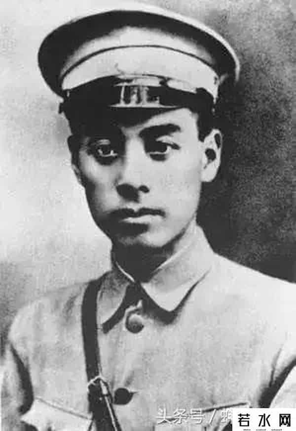 异彩飞飞,这些鲜为人知的周恩来与诗的故事,竟是这么美!