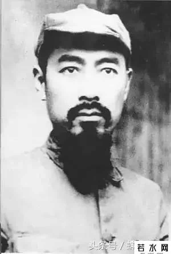 异彩飞飞,这些鲜为人知的周恩来与诗的故事,竟是这么美!