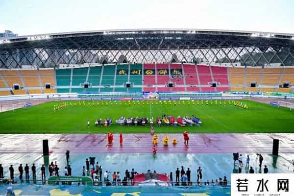 中国足球梦,双重布局，立足贵州，面向全国——“大山”里的中国足球梦