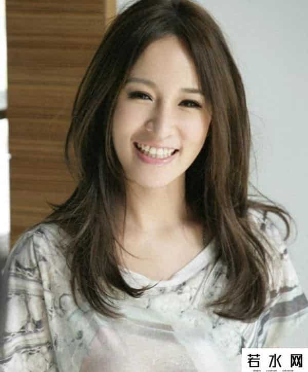 张家振,她是娱乐圈“最渣”的女演员,无缝衔接17个男人,48岁仍身材火辣