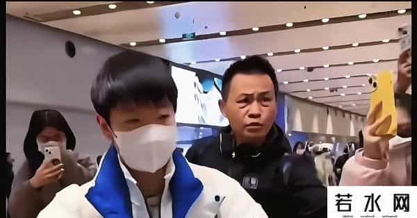 金牌老爸,孙颖莎背后的"德华爸爸":国乒金牌背后的温暖守护者