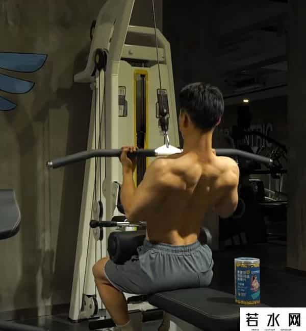 173,173的她，凭傲人的身材和甜美笑容，被誉为“ins最性感的女人”