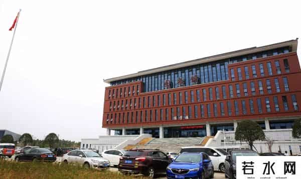 胡叶新,激动！宁乡第一所大学建成开学，迎来2672名大一新生