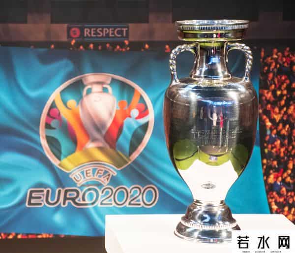 巴菲特玩足彩,赌球真能发大财？这里面水很深