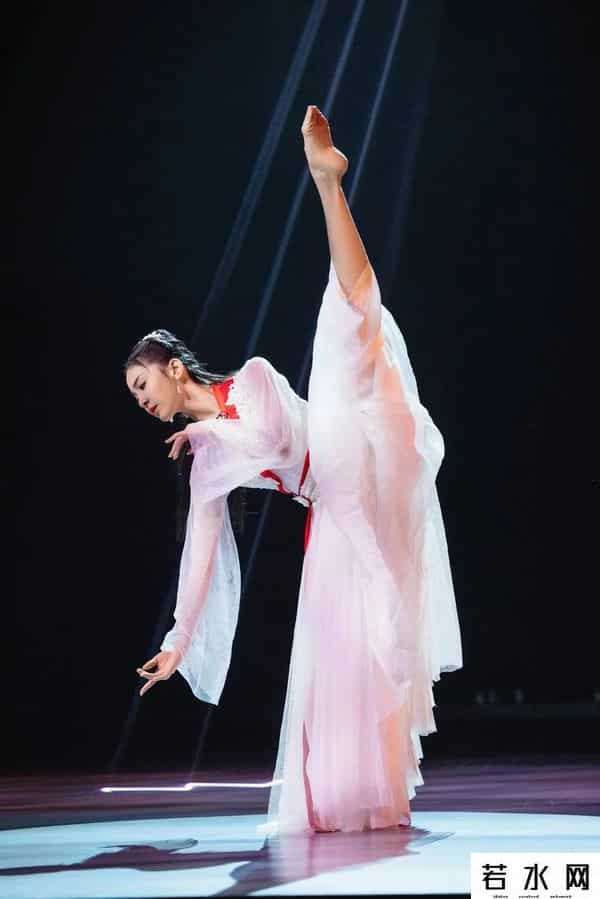 浪妹,《浪姐3》首播尴尬:有人年龄存疑,有情敌同台,有人太拽被吐槽