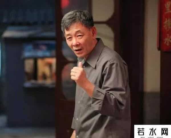 小峰峰图片,玩金条长大，住360平四合院，儿子年收数十亿，为何74岁还在拼？