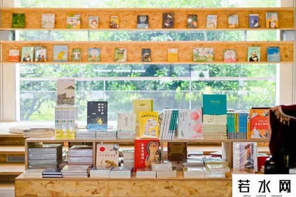 韩寒 易中天,开在西溪湿地里的书店！易中天：在风景里看书，是一件美好的事