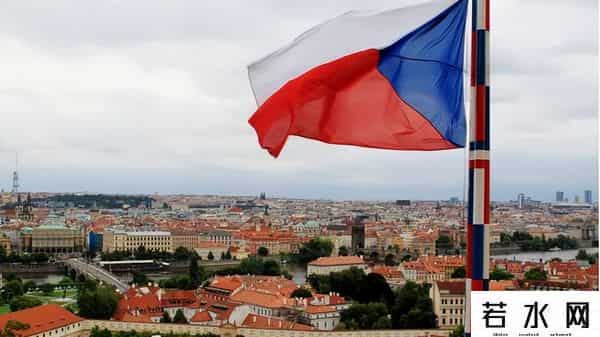 操比电影,每10万人中,就有7人拍过成人电影,捷克色情业究竟有多疯狂?