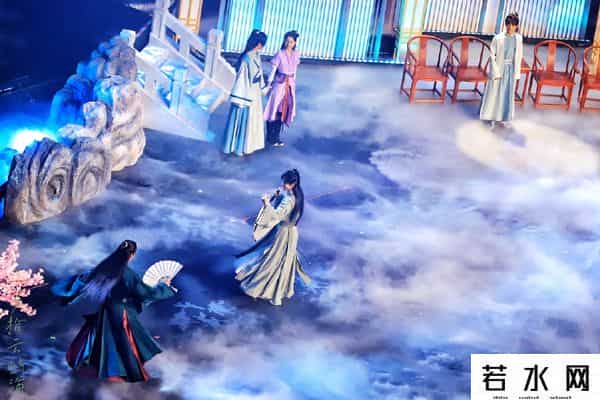 浪浪钉,“浪浪钉”成背景板了?周也马闻远CP感爆棚!这眼神真不是在谈吗