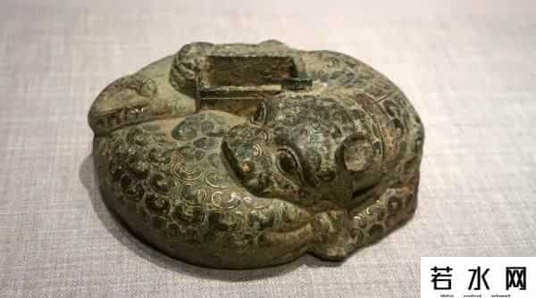 狩猎人,人豹之间：从君子豹饰到豹猎归隐