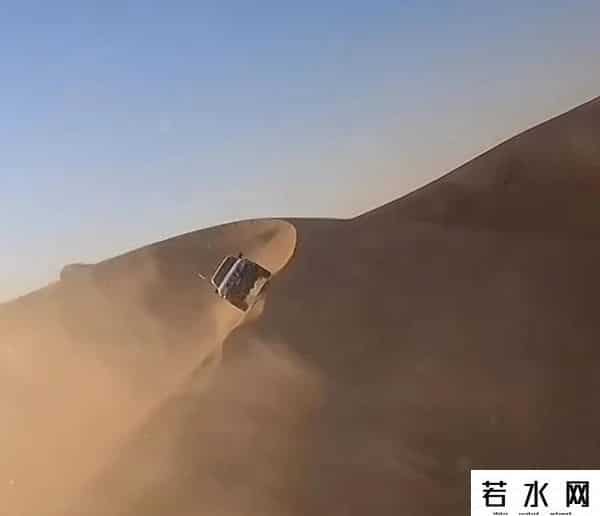 网络新鲜事,宁夏33岁网红去世后续，主页清空回老家，上演恶心一幕，邻居发声