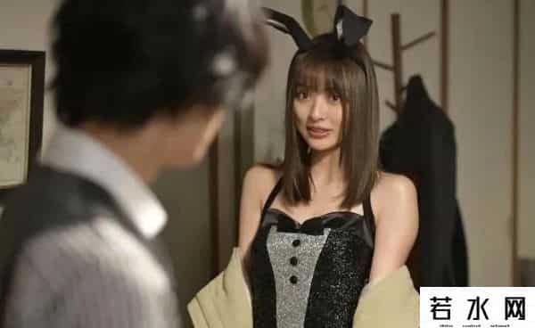 内衣办公室,女白领同时交往5个p友,办公室藏内衣,岛国深夜剧超乎你的想象