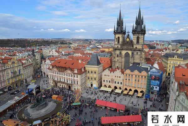 操比电影,每10万人中,就有7人拍过成人电影,捷克色情业究竟有多疯狂?