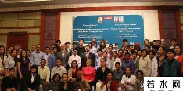 女同性恋网站,柬埔寨3名高颜值女同性恋结婚,唯美婚纱照曝光