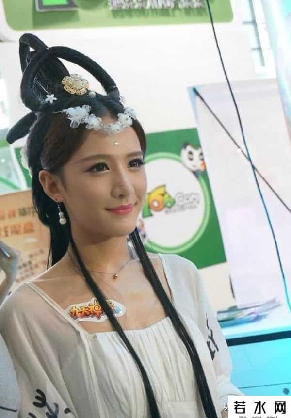 大毛毛bgm,盘点6大顶流“女装网红”，跨界不等于审丑！他早该被封杀了