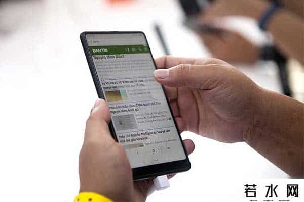 键盘图,图忆｜手机“全屏”时代：细数那些曾经风靡的“键盘”手机