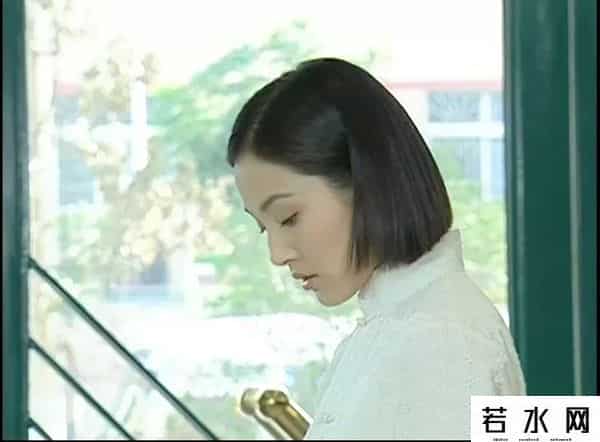 粉红女郎翻拍,《粉红女郎》翻拍,谁能再现万人迷的S形“媚态”?