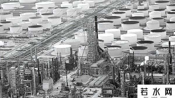 操比电影,每10万人中,就有7人拍过成人电影,捷克色情业究竟有多疯狂?