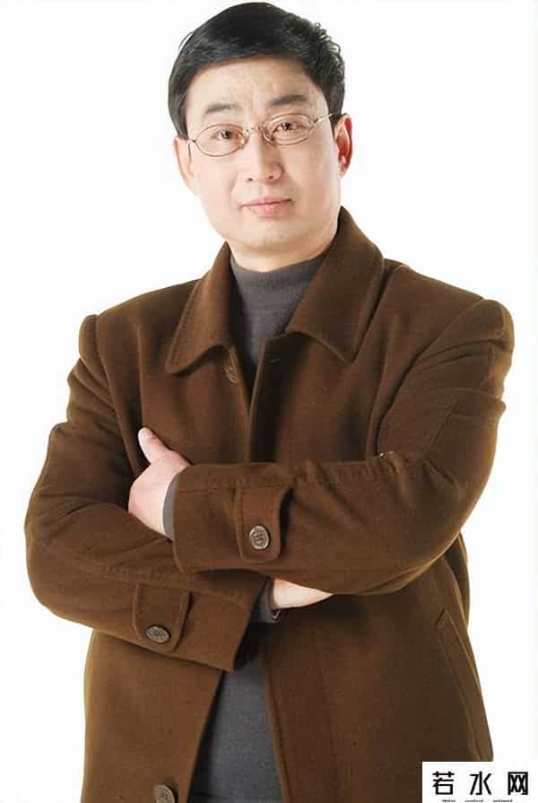 万峰老师,主持人万峰，自电台退出15年后，从“电波怒汉”成功逆袭成网红