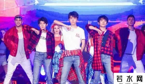 洋葱tf家族,TFBOYS十二周年!三人单飞后的发展却差距越来越大,易烊千玺领跑