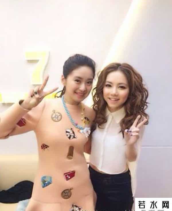 呼啦最强音,沈梦辰叉开腿豪迈吃龙虾 八一八湖南台女主播们的现状杨乐乐休工李湘名利双收