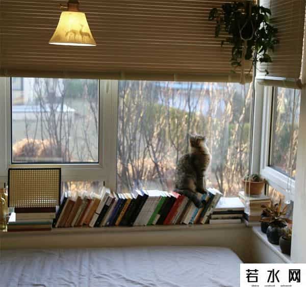 北京空间家,北京发现一位姑娘的4㎡卧室,空间逼仄,她却毫不在乎,太会布置