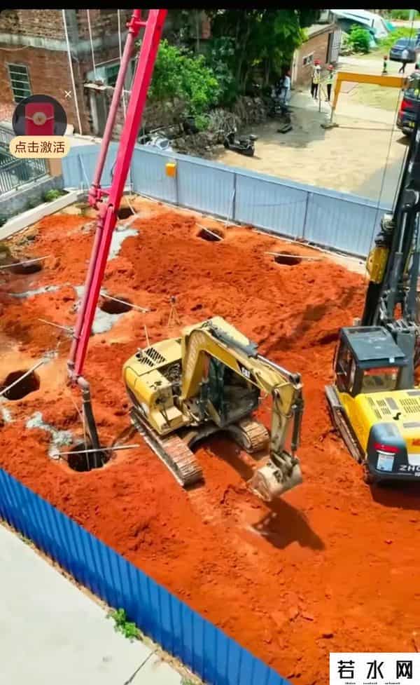 主播蹲守全红婵家