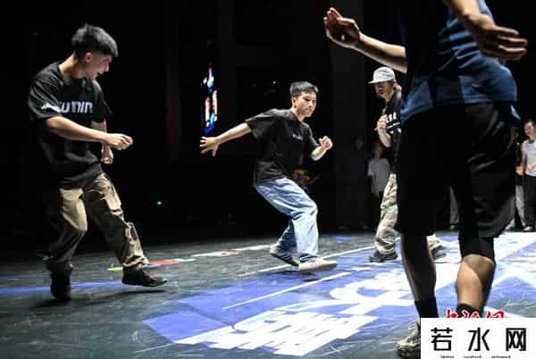 breaking斗舞