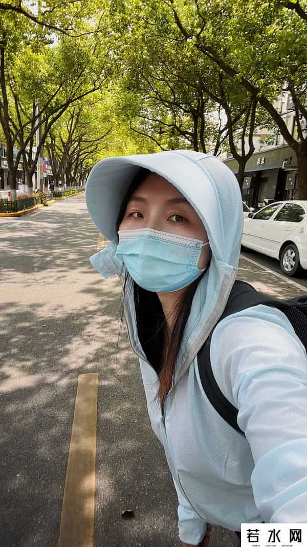 居家隔离时上海居民在干嘛